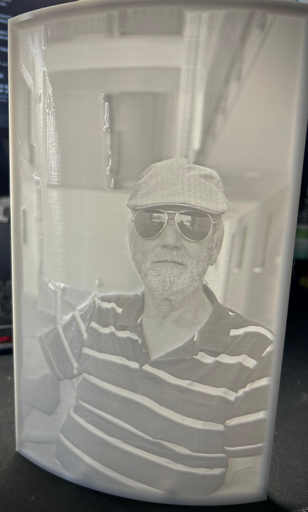 Personalisierte Lithophan-Lichtbilder – Dein Foto als leuchtendes 3D-Kunstwerk