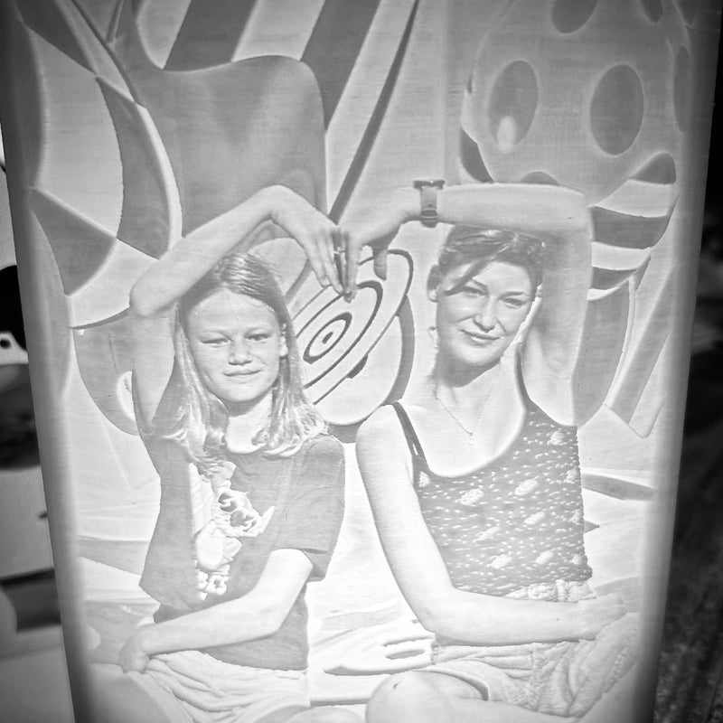 Personalisierte Lithophan-Lichtbilder – Dein Foto als leuchtendes 3D-Kunstwerk